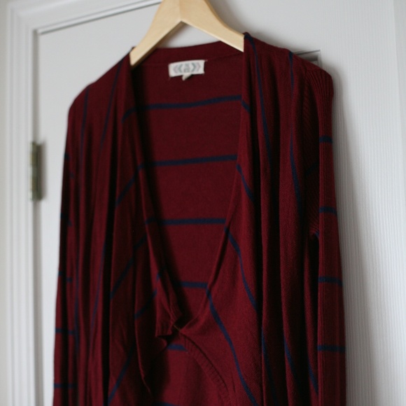 Red and navy striped waterfall sweater - Picture 2 of 3